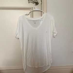 NWT AMERICAN EAGLE SOFT AND SEXY XS WHITE TEE
